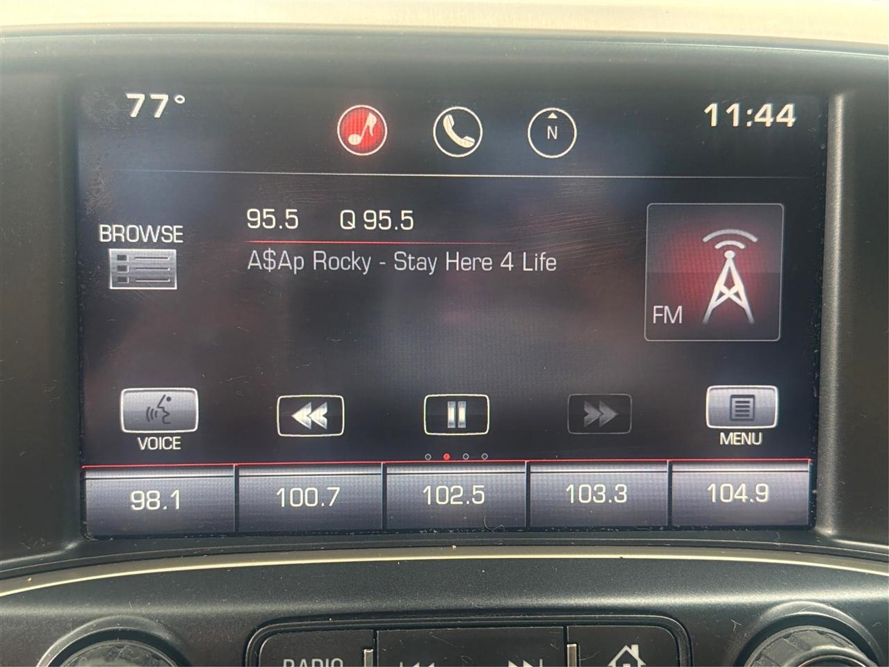 GMC Sierra 1500 Denali Crew Cab Short Box 4WD 2015