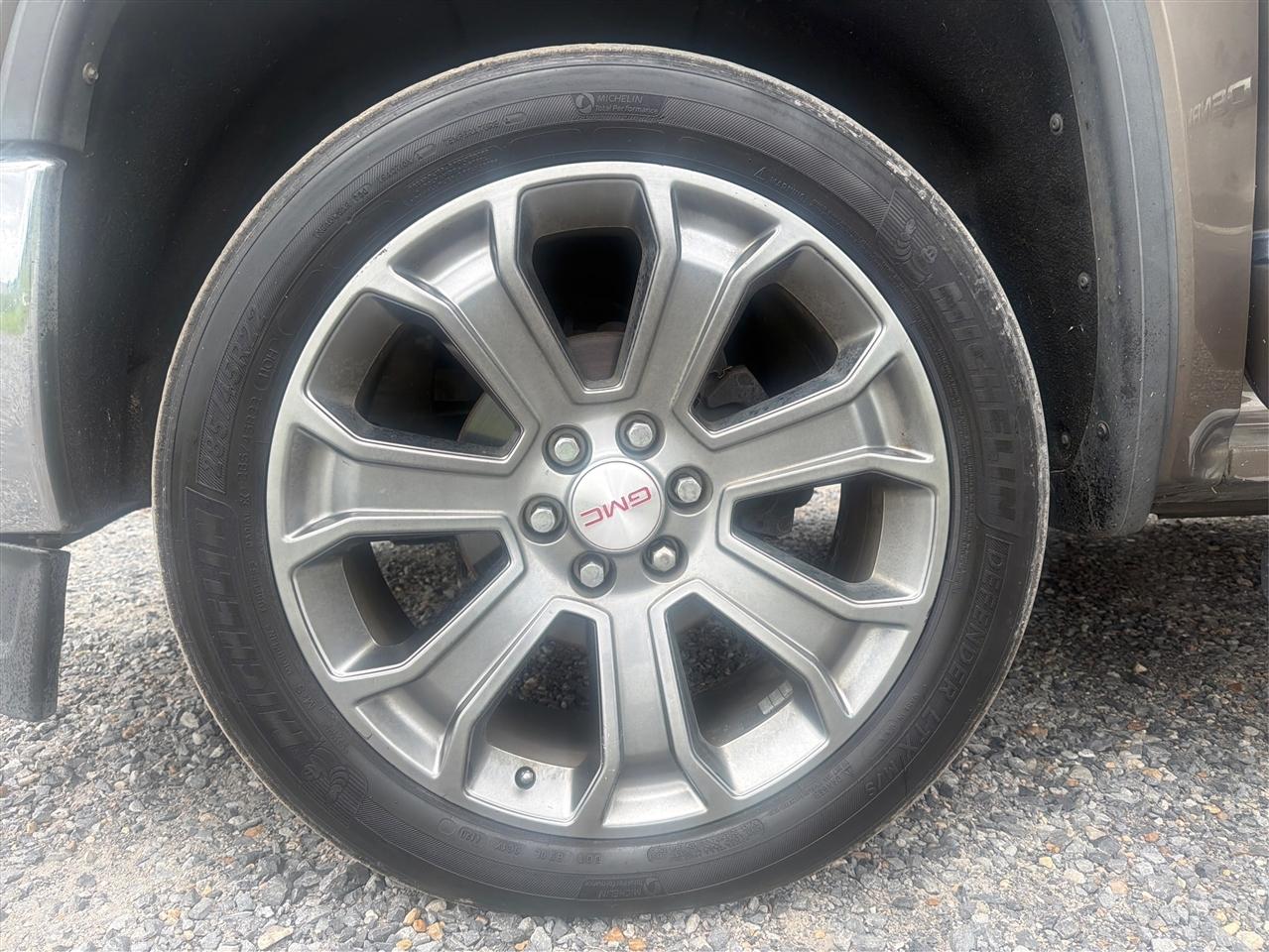 GMC Sierra 1500 Denali Crew Cab Short Box 4WD 2015