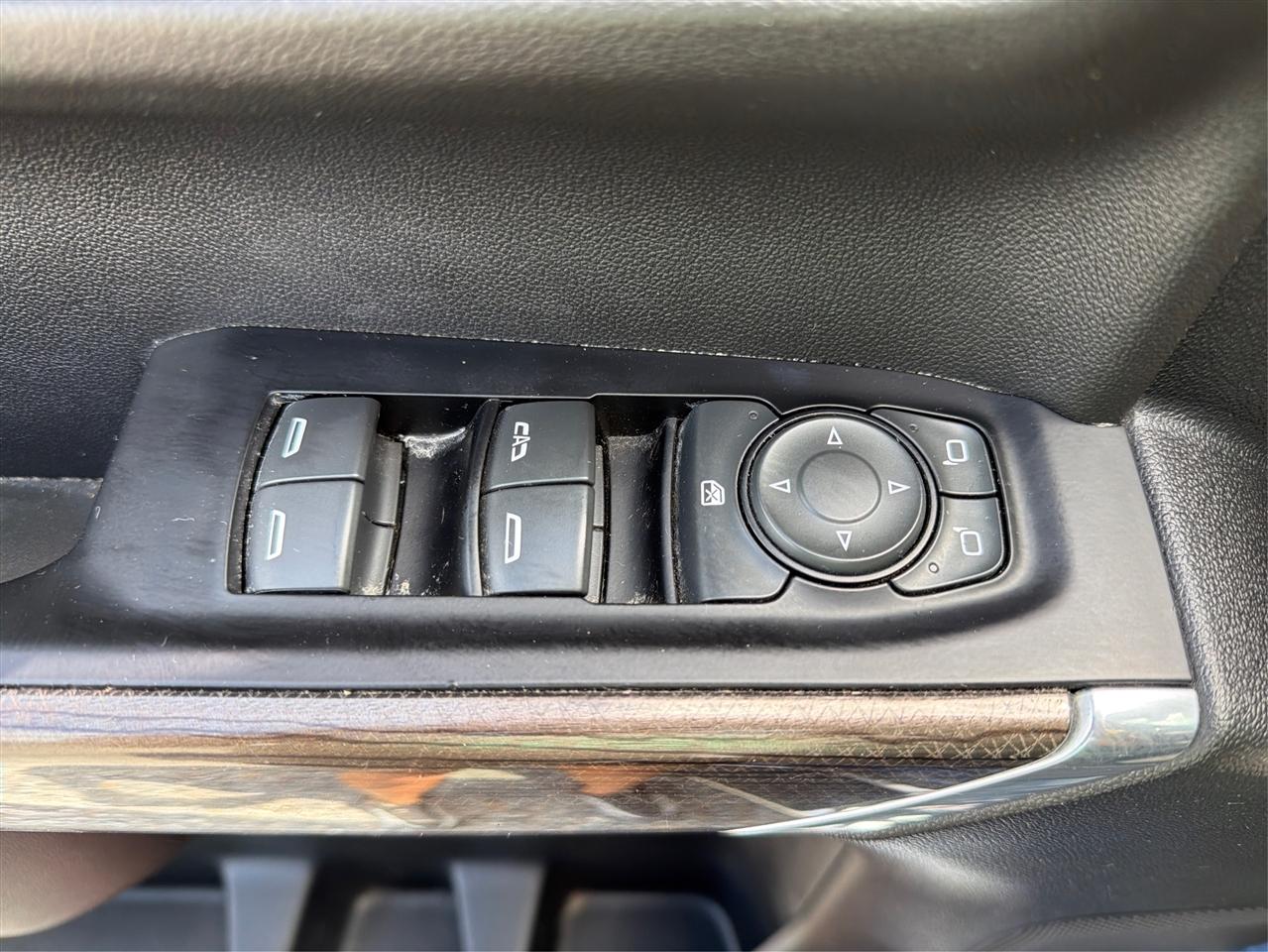 Chevrolet Silverado 1500 LT Crew Cab 2WD 2019