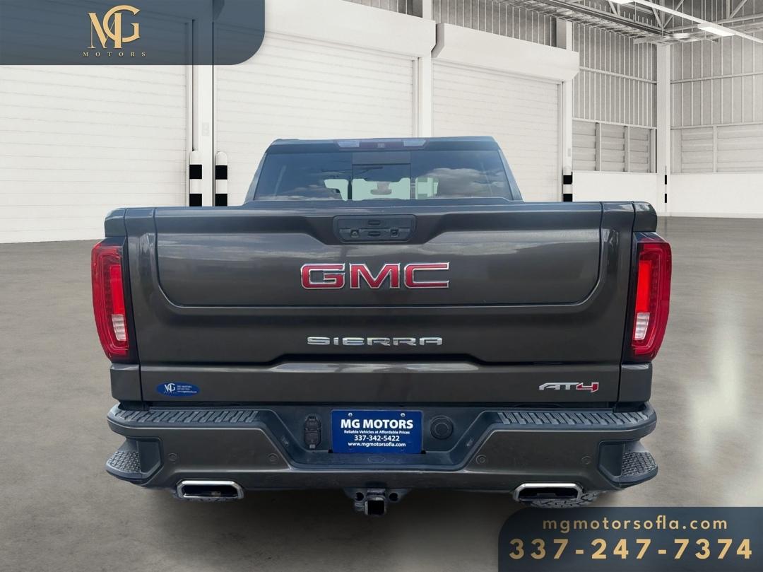 GMC Sierra 1500 AT4 Crew Cab 4WD 2019