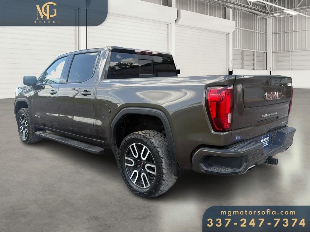 GMC Sierra 1500 AT4 Crew Cab 4WD 2019