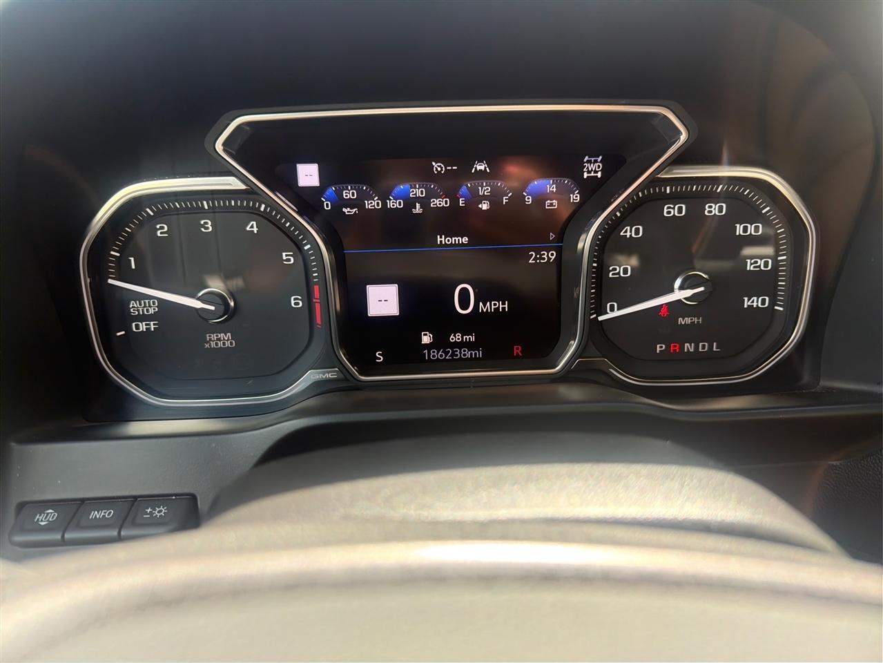 GMC Sierra 1500 AT4 Crew Cab 4WD 2019