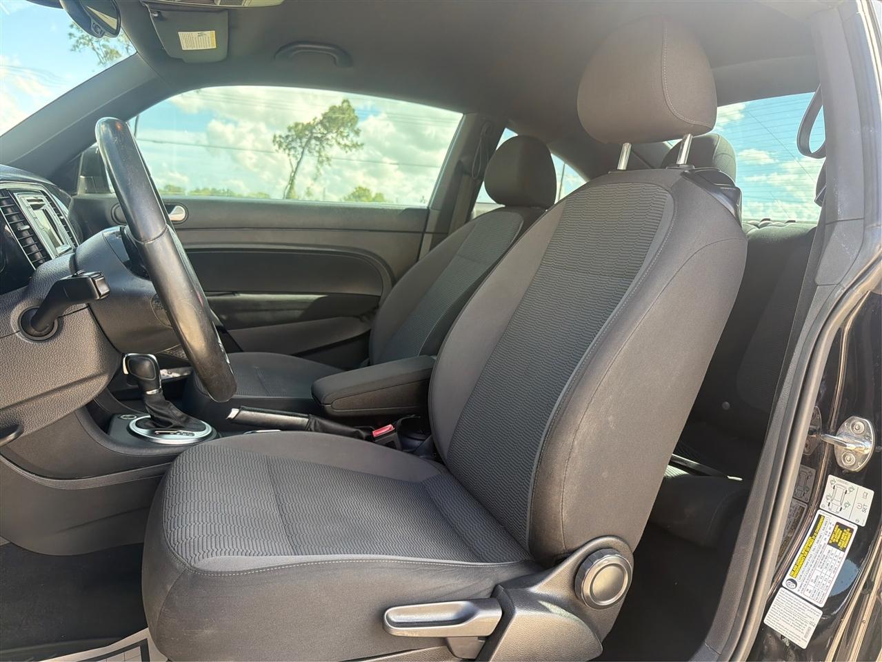 Volkswagen Beetle 1.8T S 2016