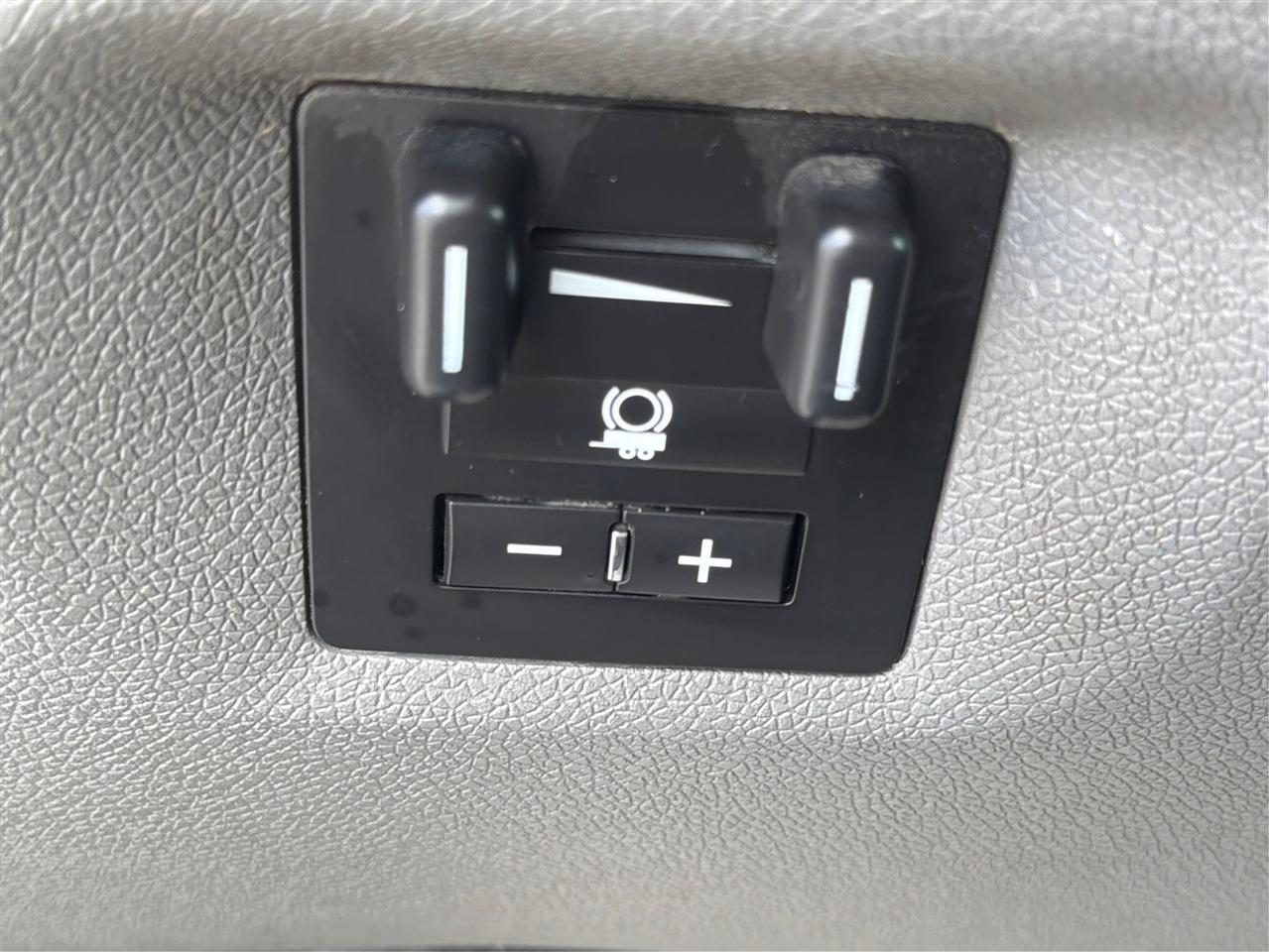 Chevrolet Silverado 2500HD Work Truck Long Box 2WD 2013