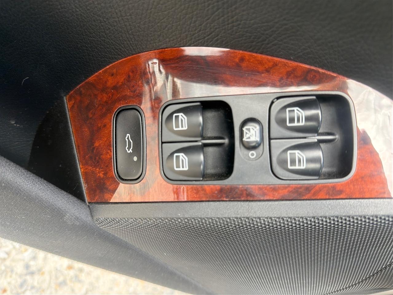 Mercedes-Benz CLK-Class CLK350 Cabriolet 2006