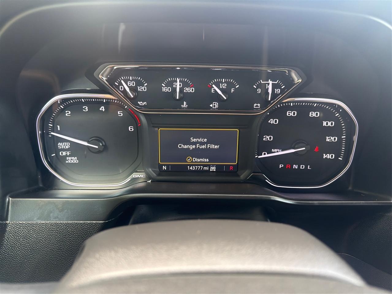 GMC Sierra 1500 AT4 Crew Cab Short Box 4WD 2021