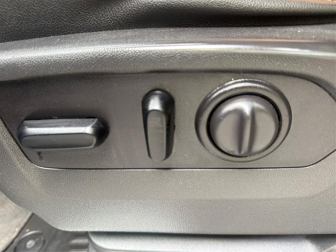 GMC Sierra 1500 AT4 Crew Cab Short Box 4WD 2021