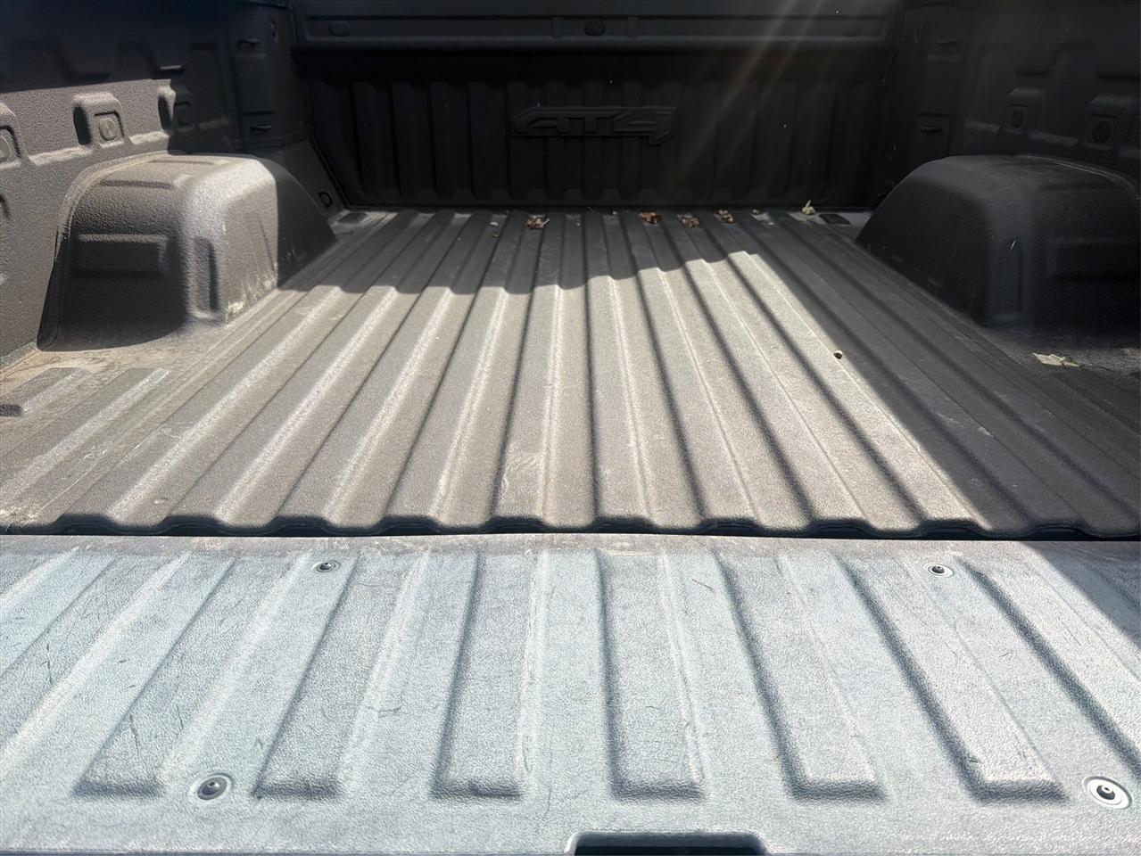 GMC Sierra 1500 AT4 Crew Cab Short Box 4WD 2021