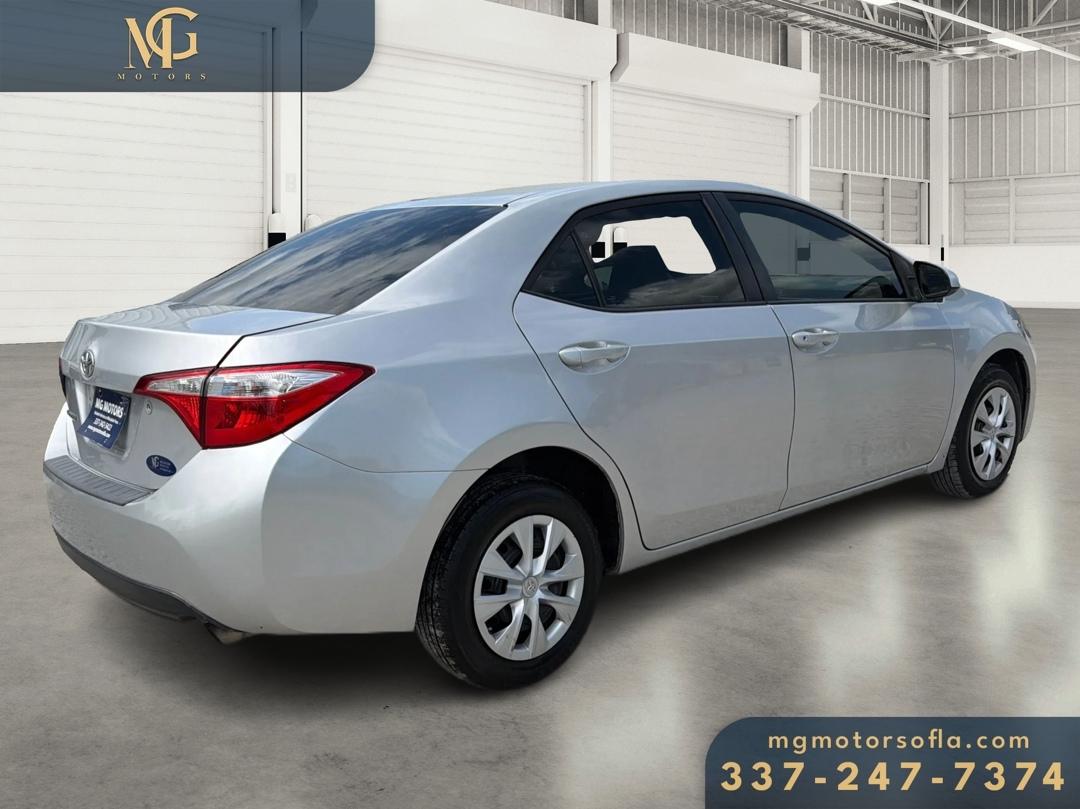 Toyota Corolla LE 2015