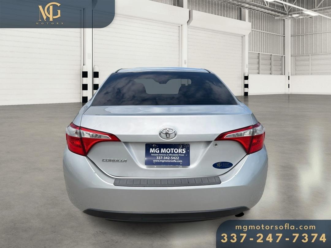 Toyota Corolla LE 2015