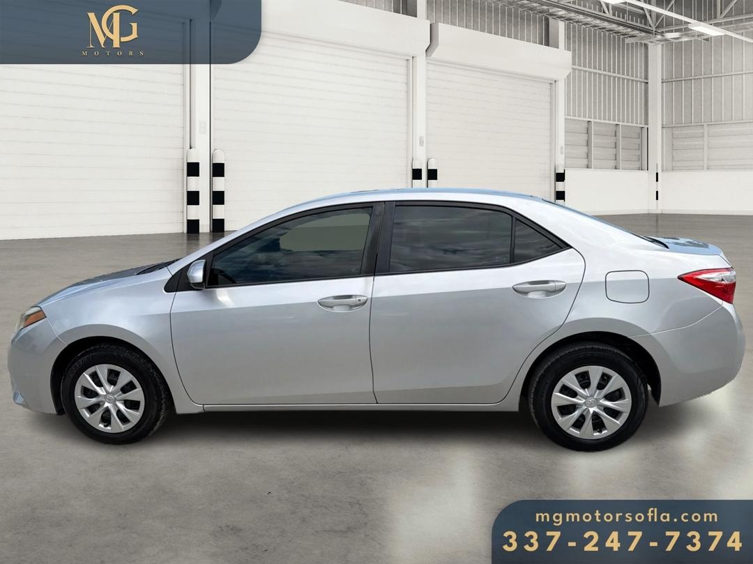 Toyota Corolla LE 2015