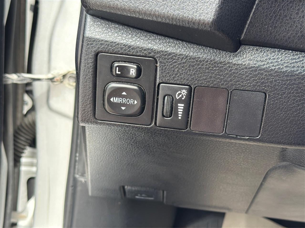 Toyota Corolla LE 2015