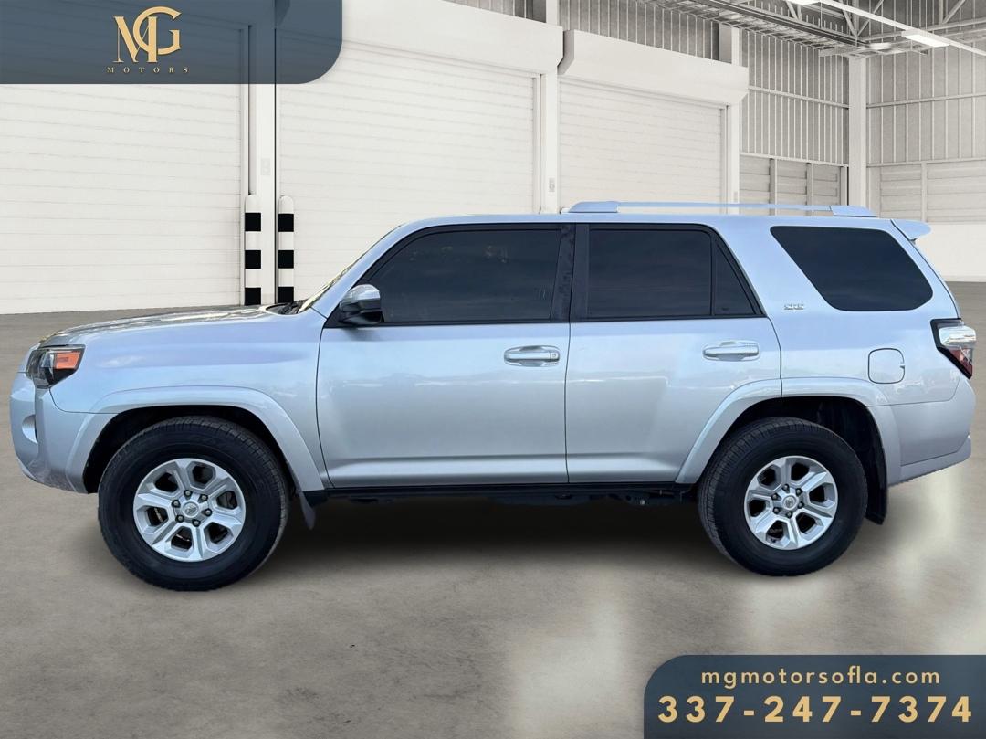 Toyota 4Runner SR5 2WD 2018