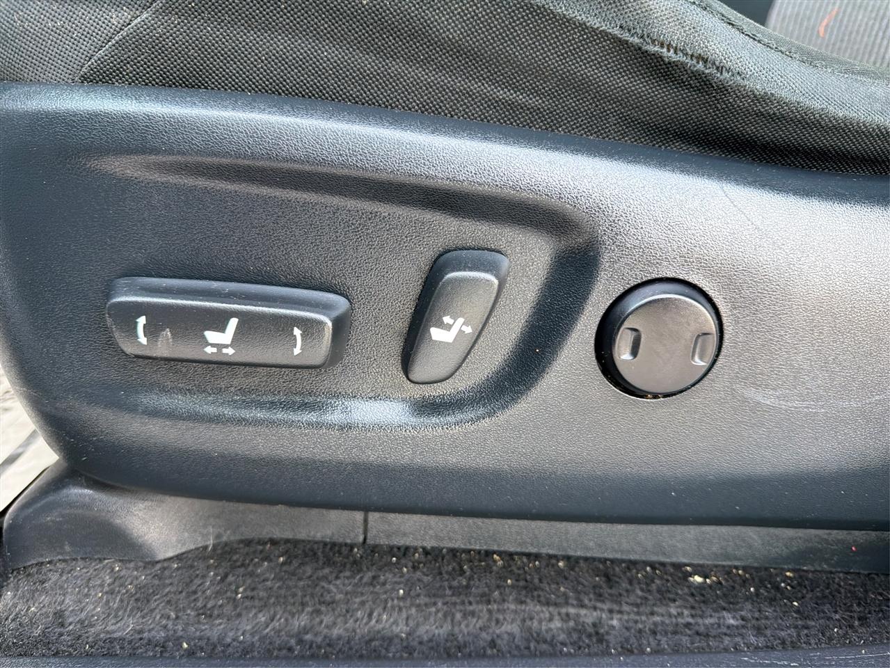 Toyota 4Runner SR5 2WD 2018