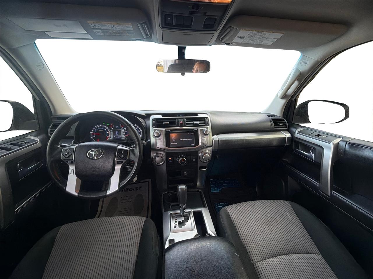 Toyota 4Runner SR5 2WD 2018