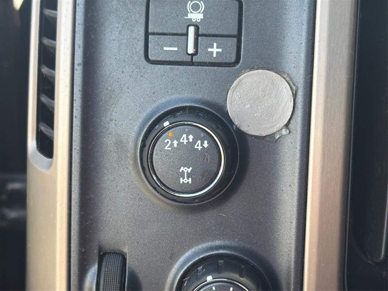 GMC Sierra 2500HD Denali Crew Cab 4WD 2019