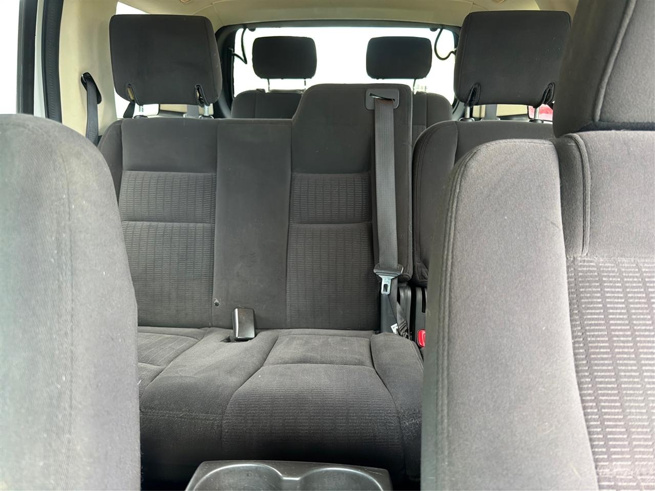 Ford Explorer XLT 4.0L 2WD 2010