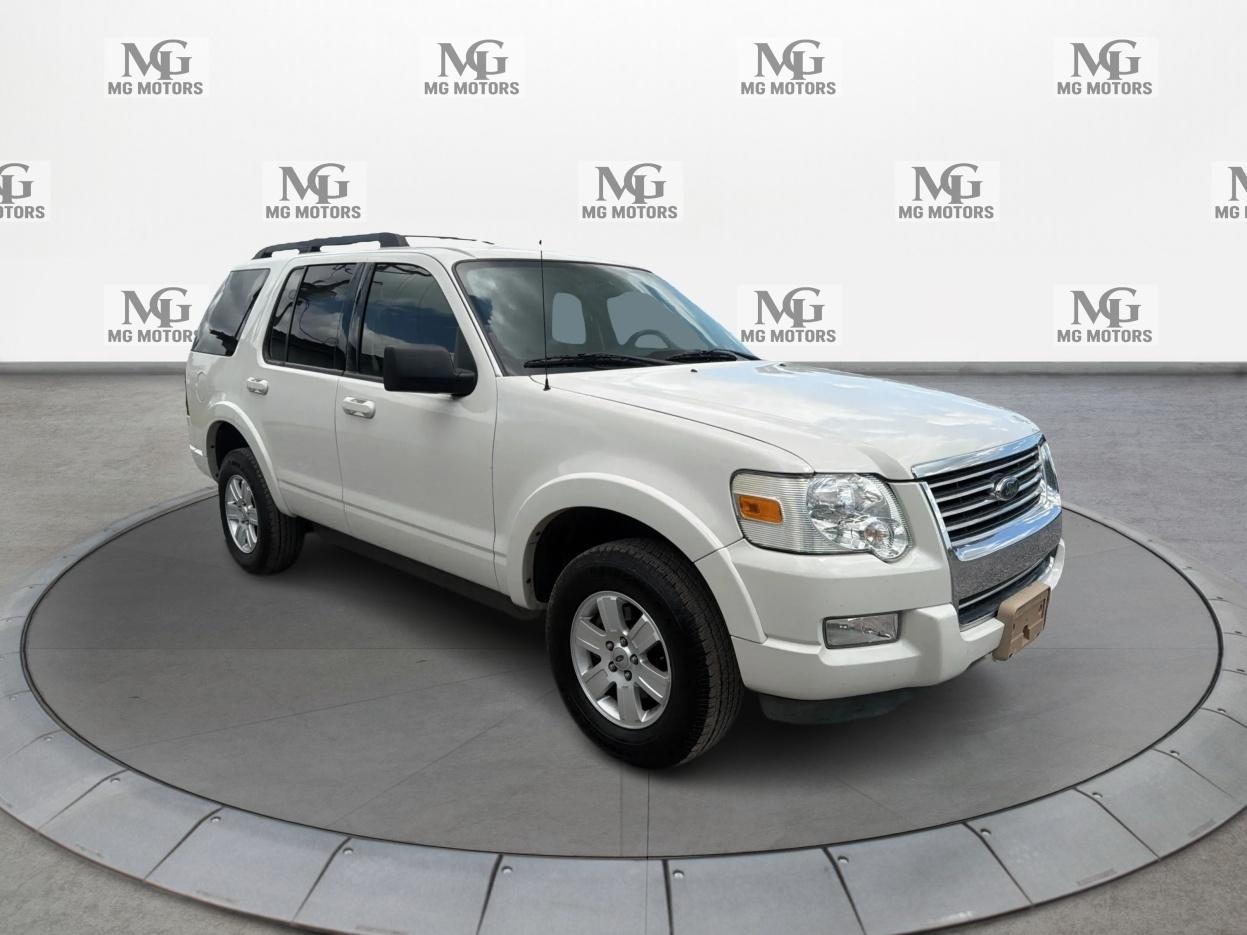 Ford Explorer XLT 4.0L 2WD 2010
