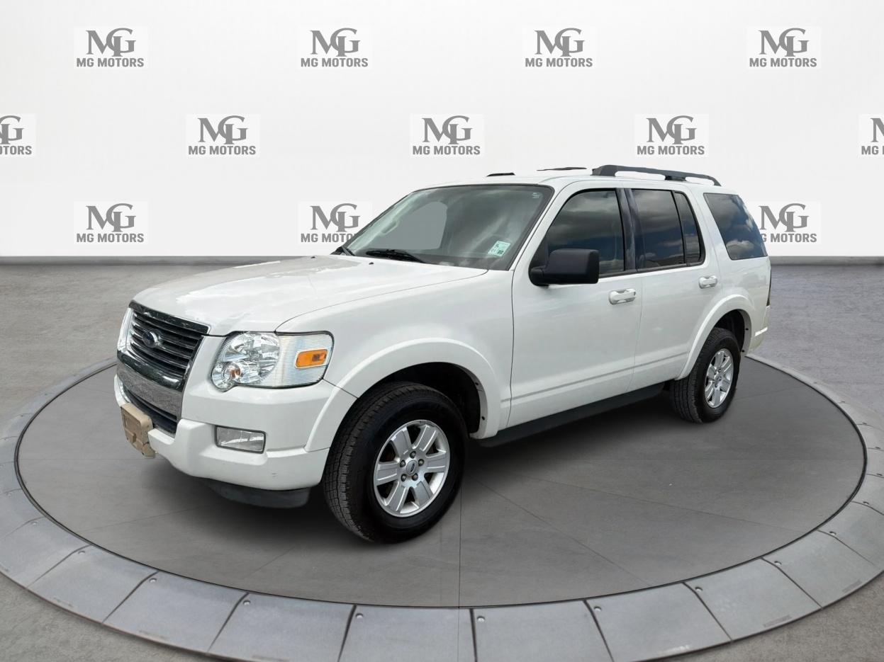 Ford Explorer XLT 4.0L 2WD 2010