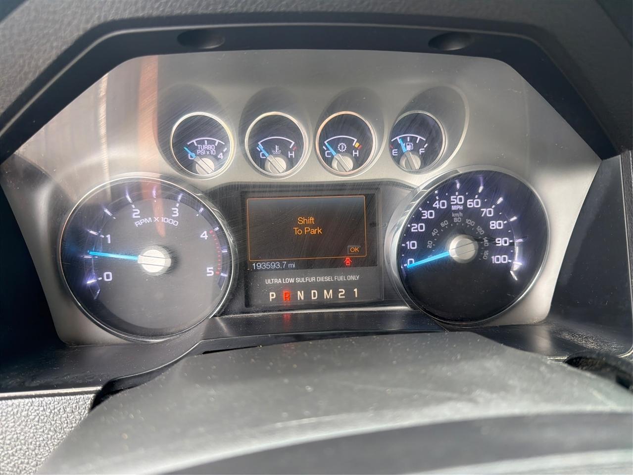 GMC Sierra 2500HD Base Crew Cab 4WD 2016