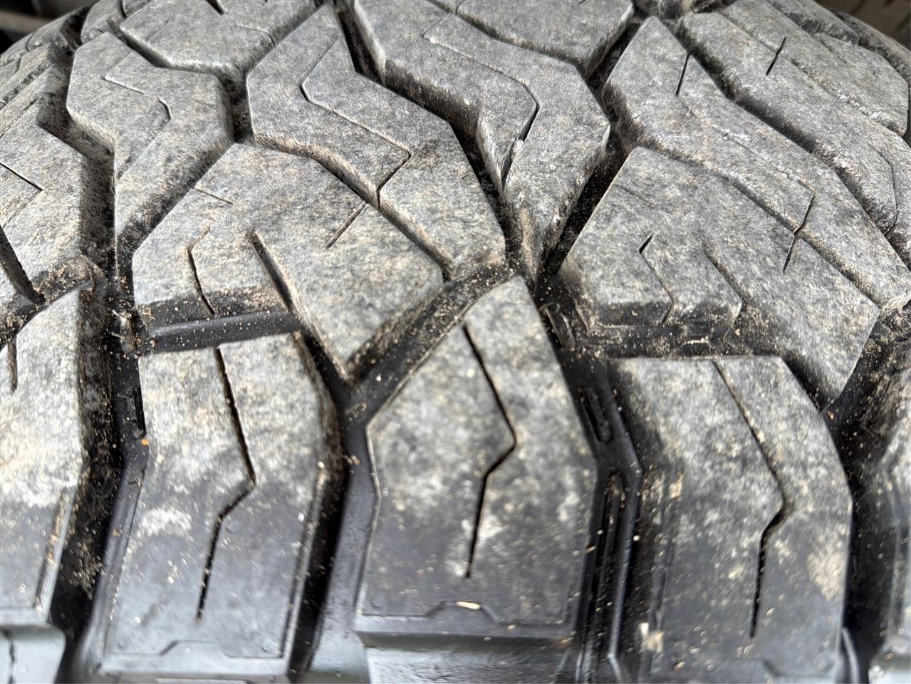 GMC Sierra 2500HD Base Crew Cab 4WD 2016