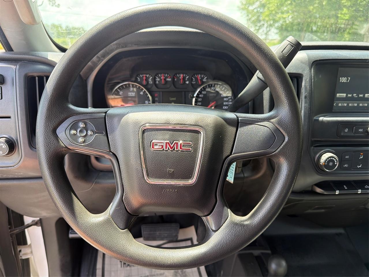 GMC Sierra 2500HD Base Crew Cab 4WD 2016
