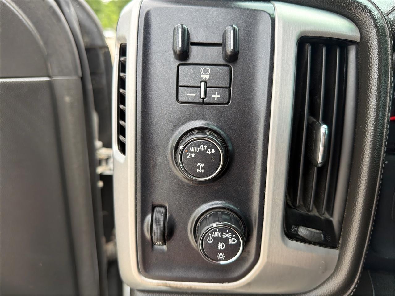 GMC Sierra 1500 SLT Crew Cab 4WD 2017