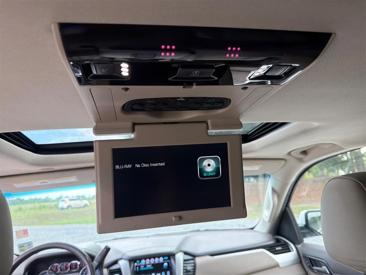 GMC Yukon XL SLT 2WD 2019