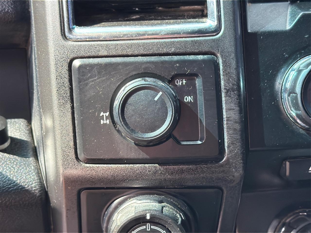 Ford F-150 XLT SuperCrew 5.5-ft. Bed 2WD 2017