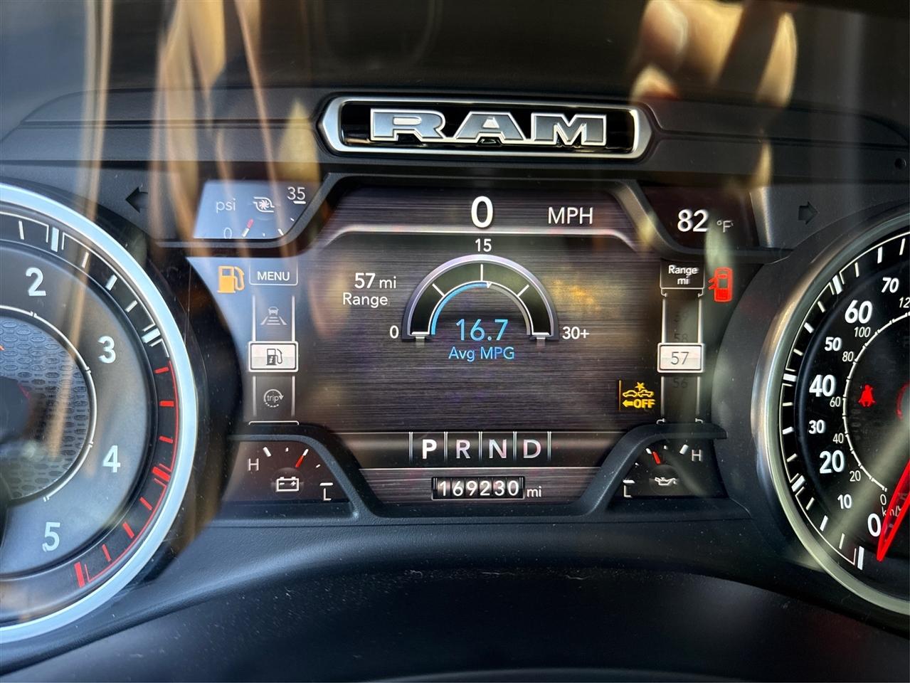 RAM 2500 Laramie Crew Cab SWB 4WD 2019