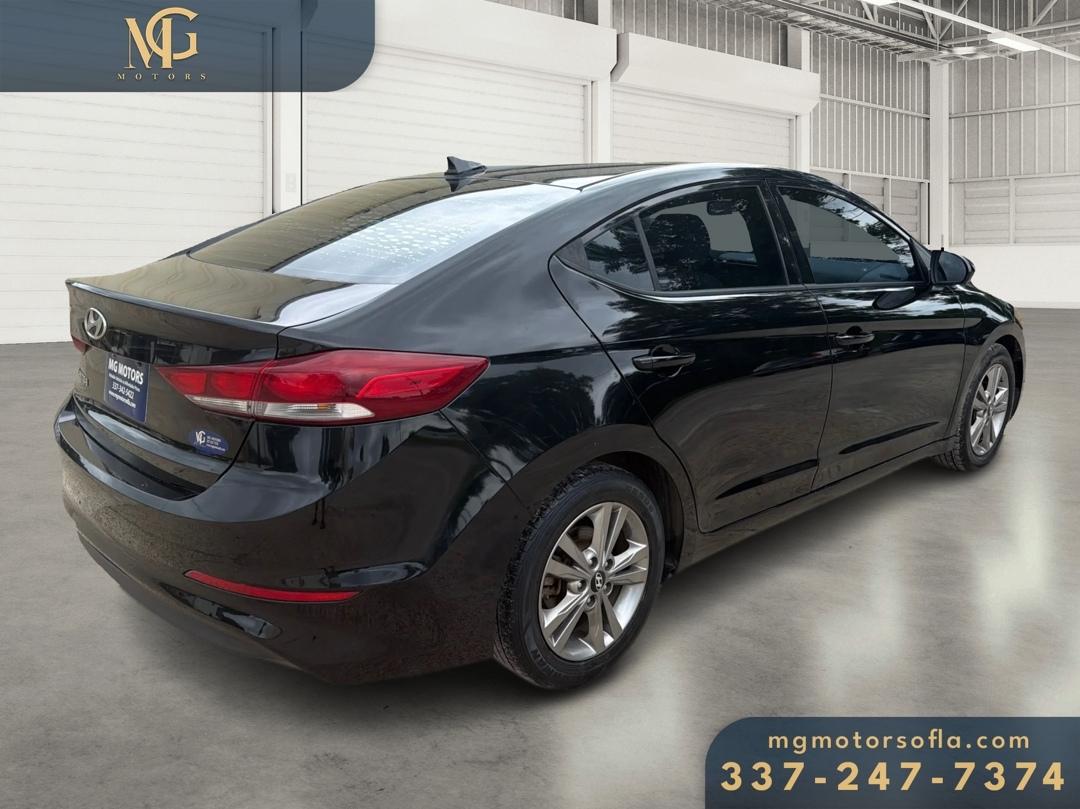 Hyundai Elantra SEL 2018