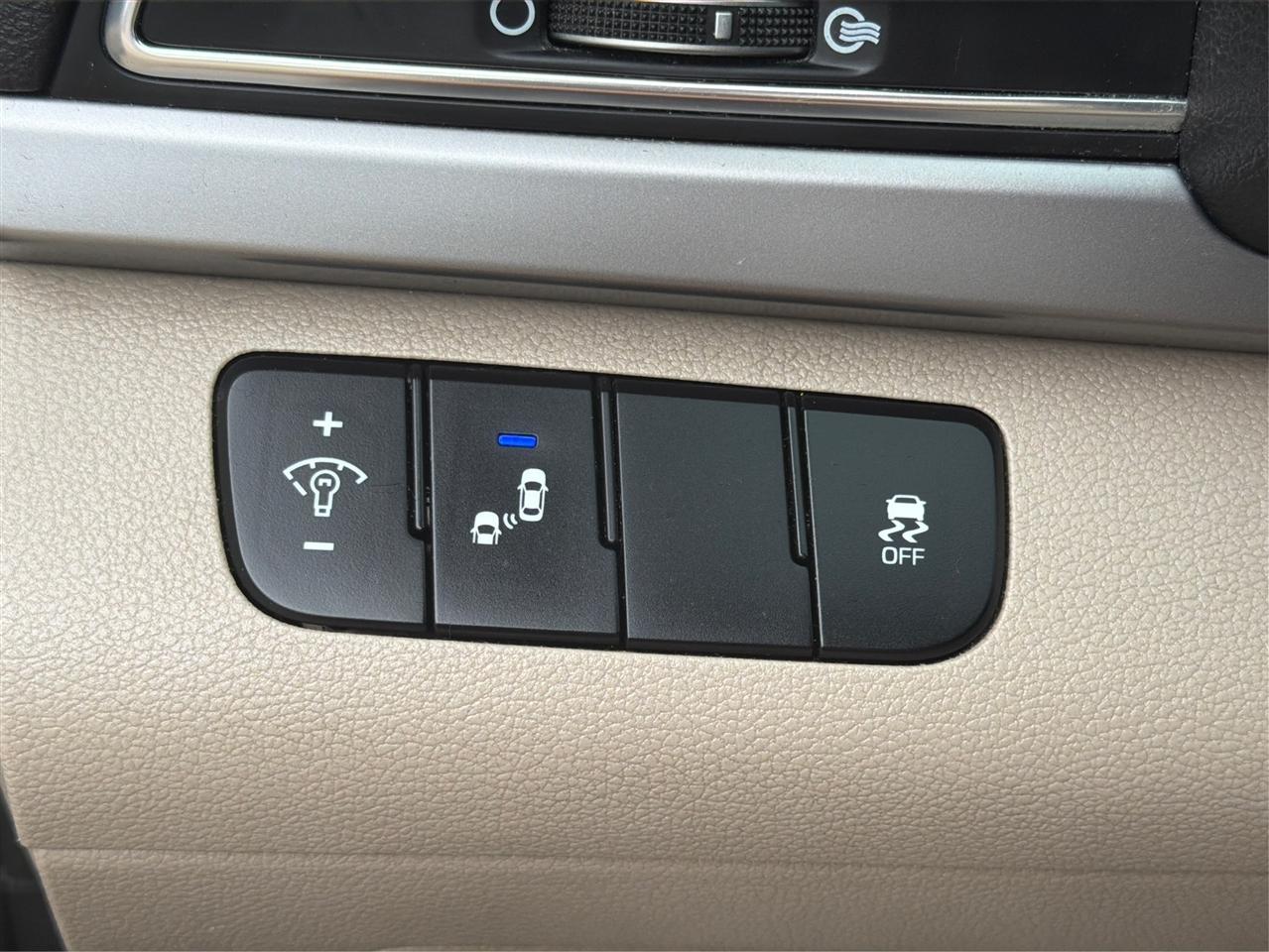 Hyundai Elantra SEL 2018