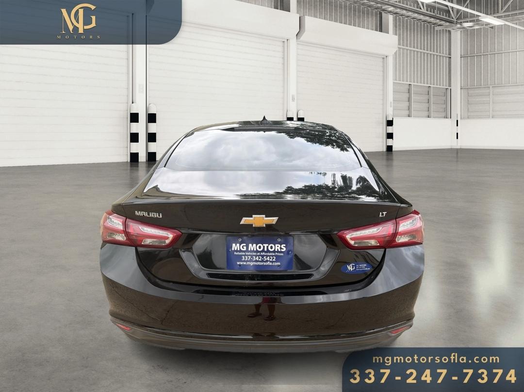 Chevrolet Malibu 4dr Sdn LT 2021