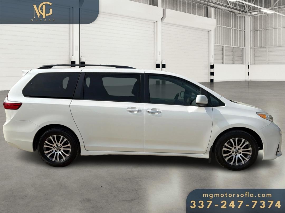 Toyota Sienna  2018