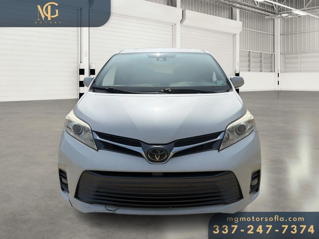 Toyota Sienna  2018