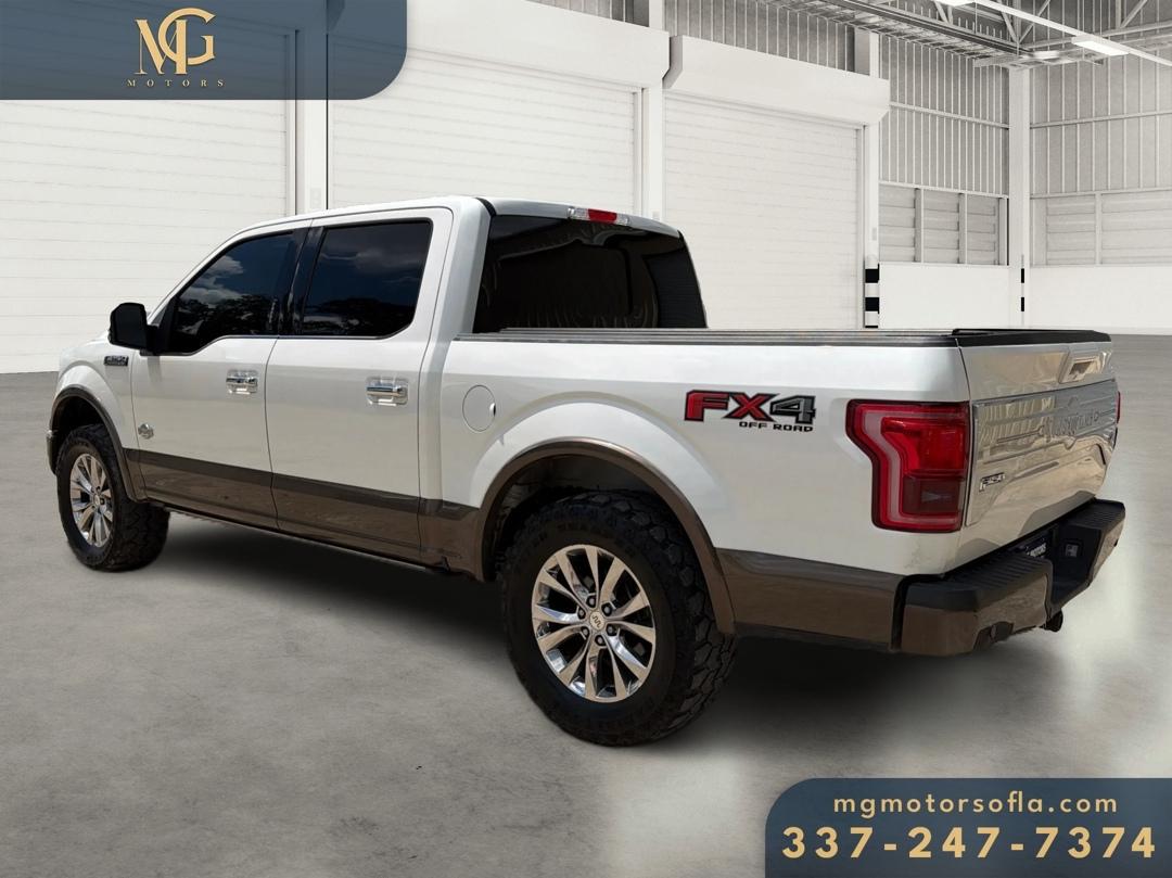 Ford F-150 Lariat 4WD SuperCrew 5.5' Box 2017