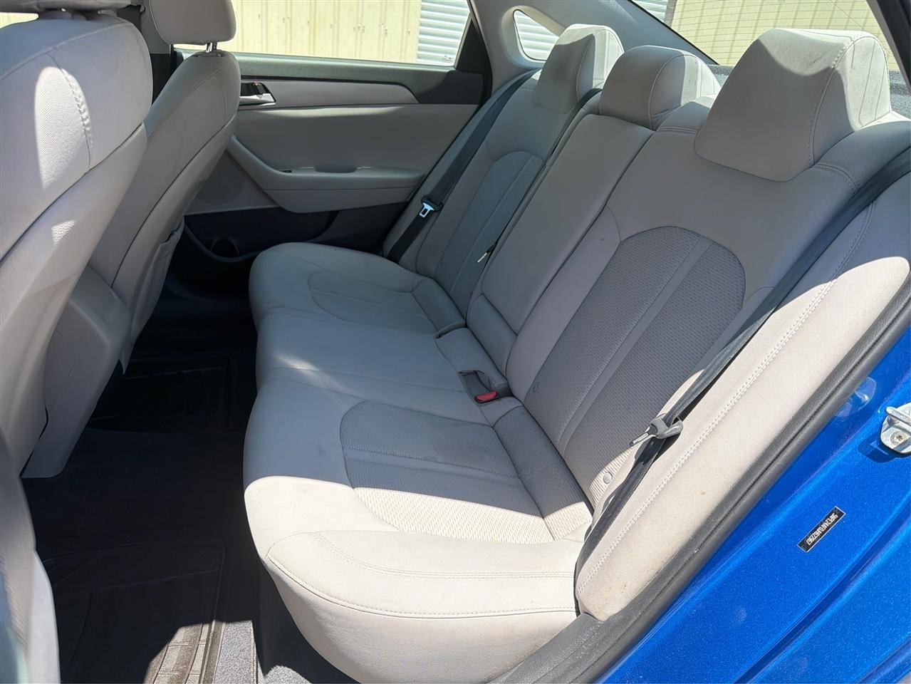Hyundai Sonata SE 2.4L 2018