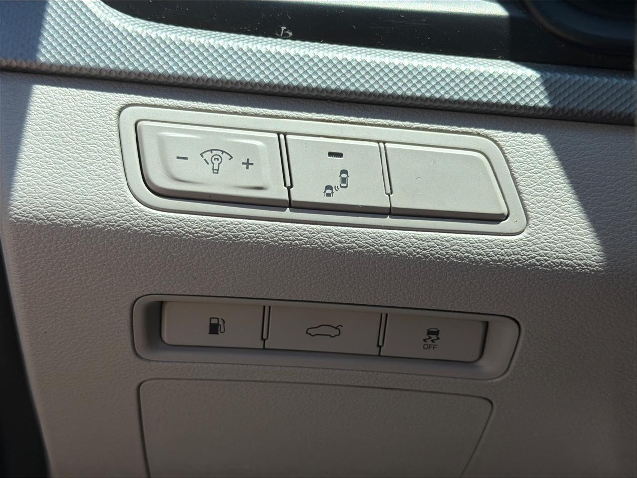 Hyundai Sonata SE 2.4L 2018
