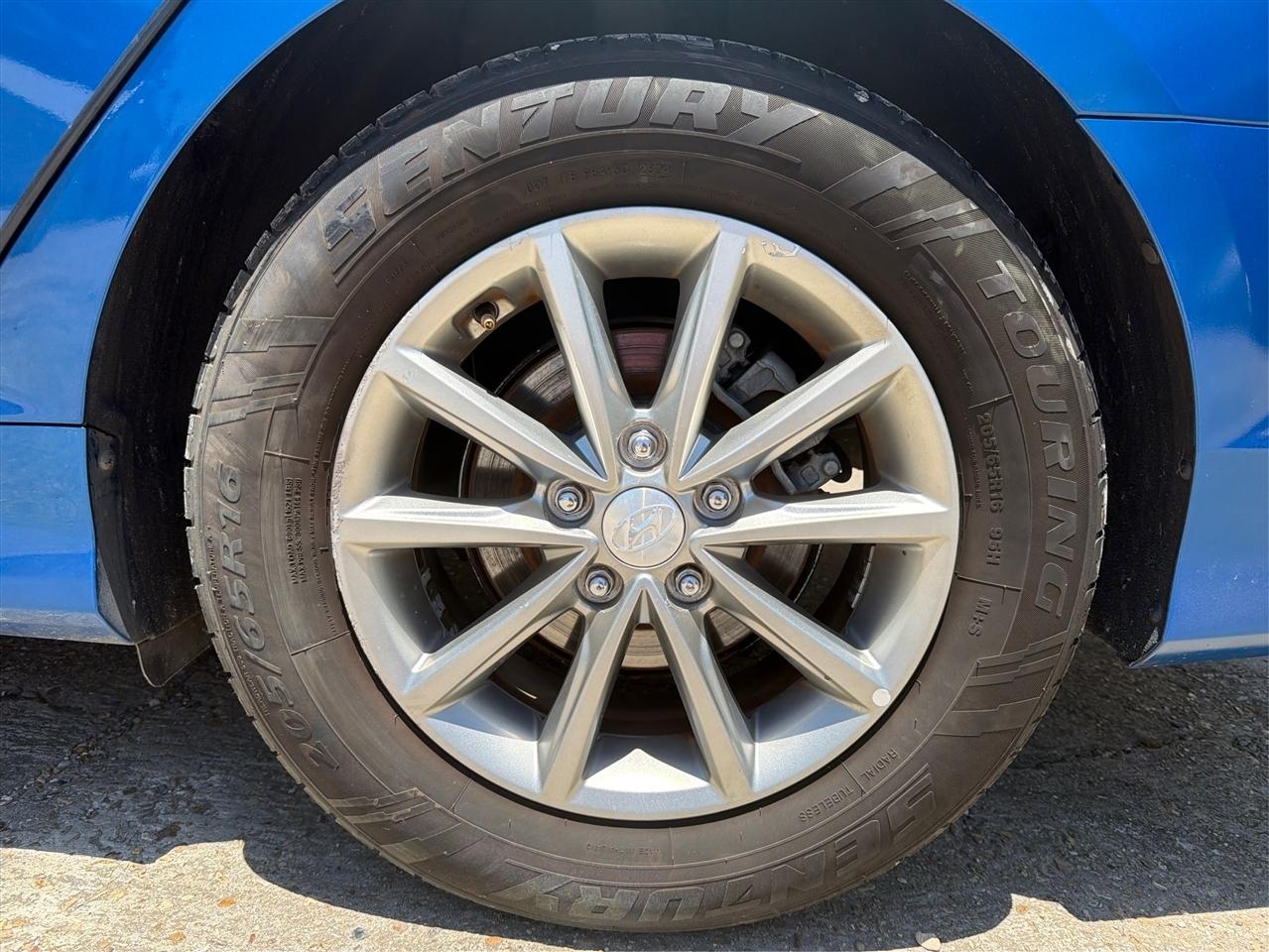 Hyundai Sonata SE 2.4L 2018