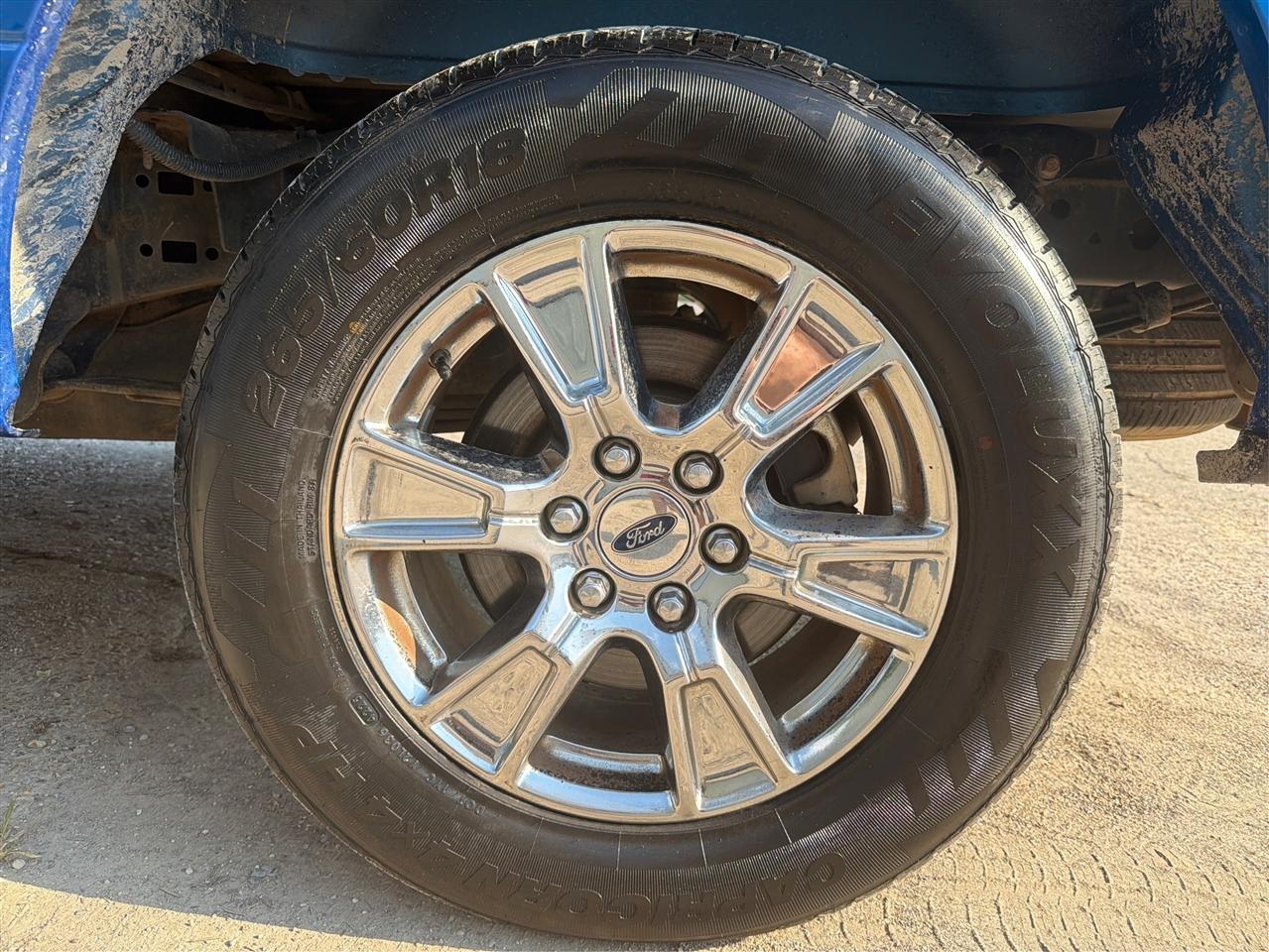 Ford F-150 2WD SuperCrew 145" XLT 2015