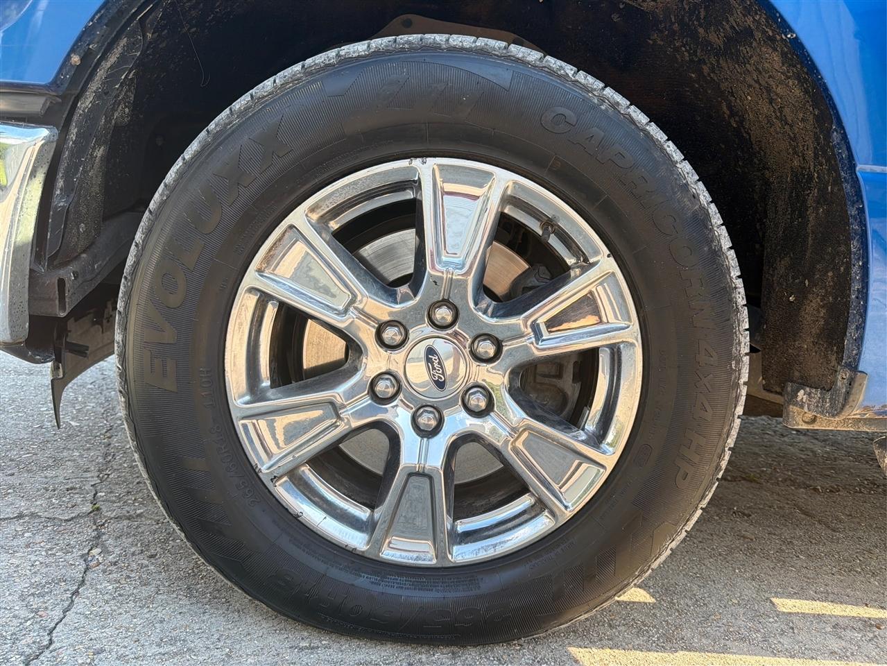 Ford F-150 2WD SuperCrew 145" XLT 2015