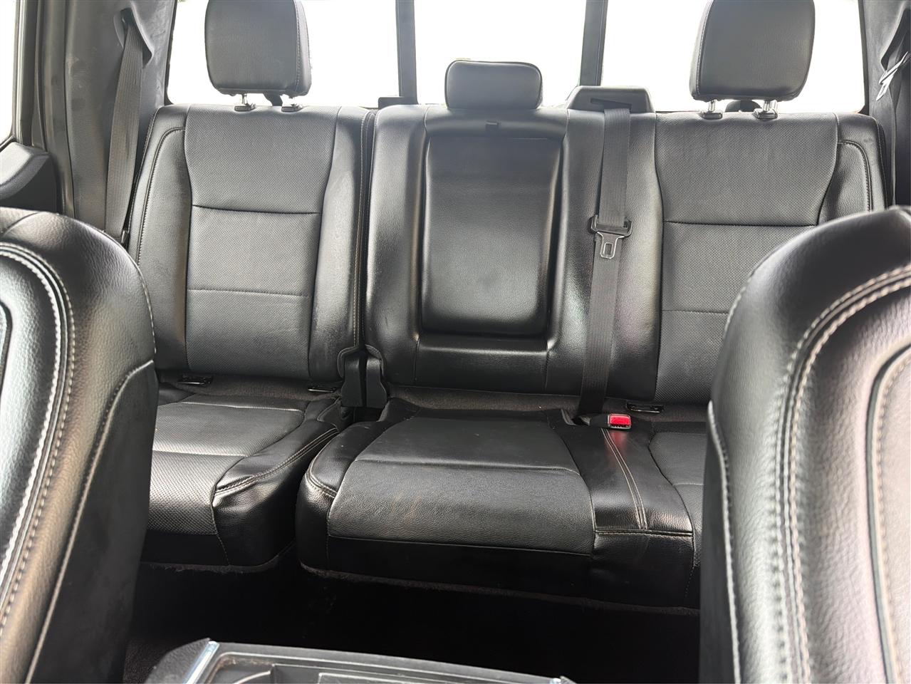 Ford F-150 2WD SuperCrew 145" Lariat 2016
