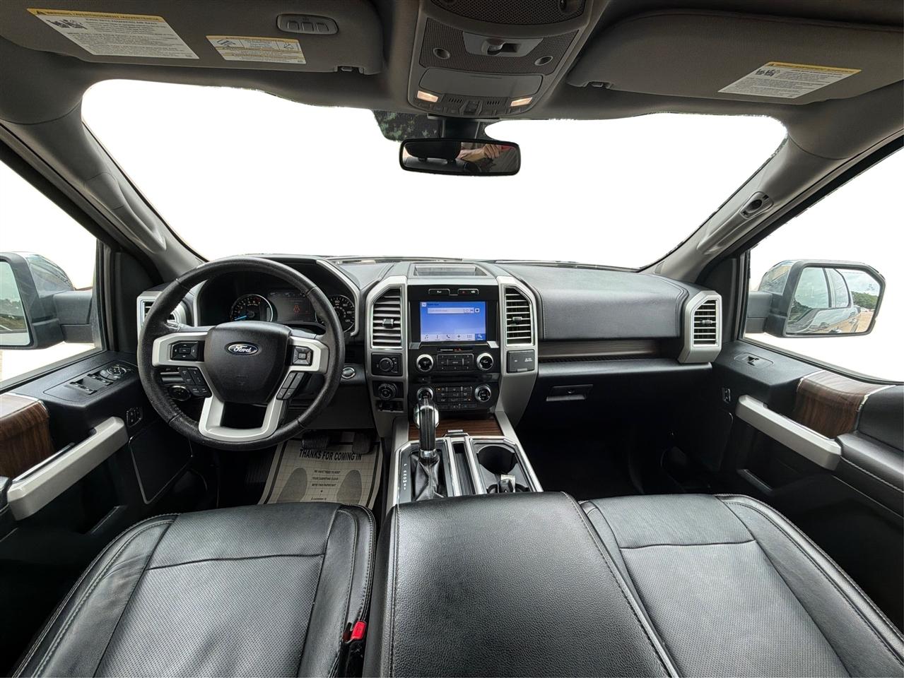 Ford F-150 2WD SuperCrew 145" Lariat 2016
