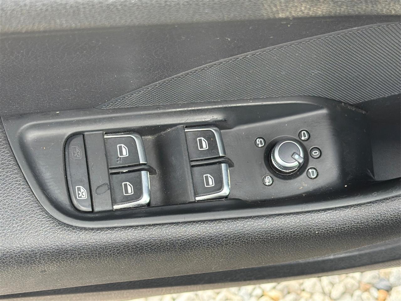 Audi A3 4dr Sdn FWD 1.8T Premium Plus 2015