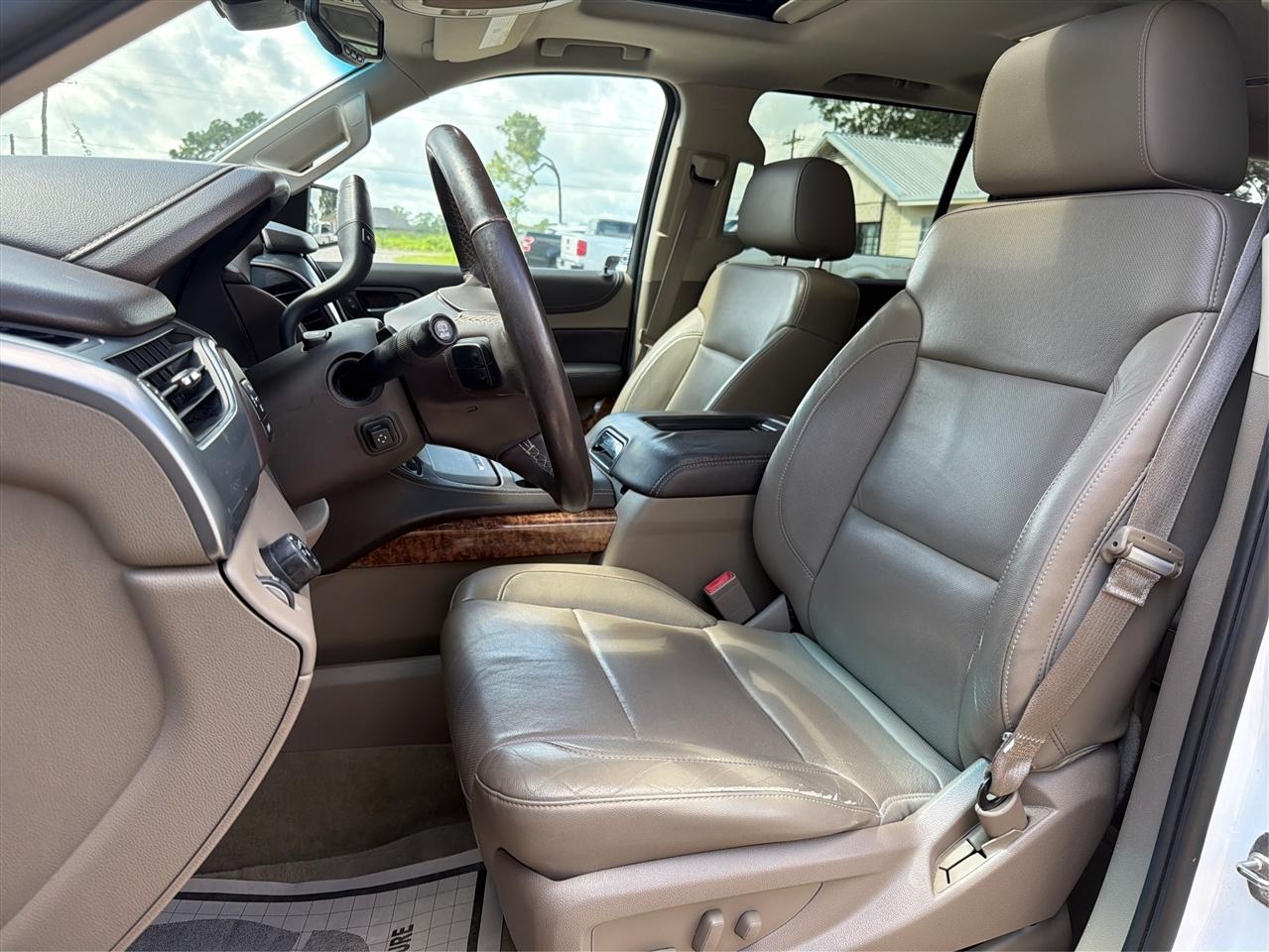 Chevrolet Suburban 2WD 4dr LTZ 2015