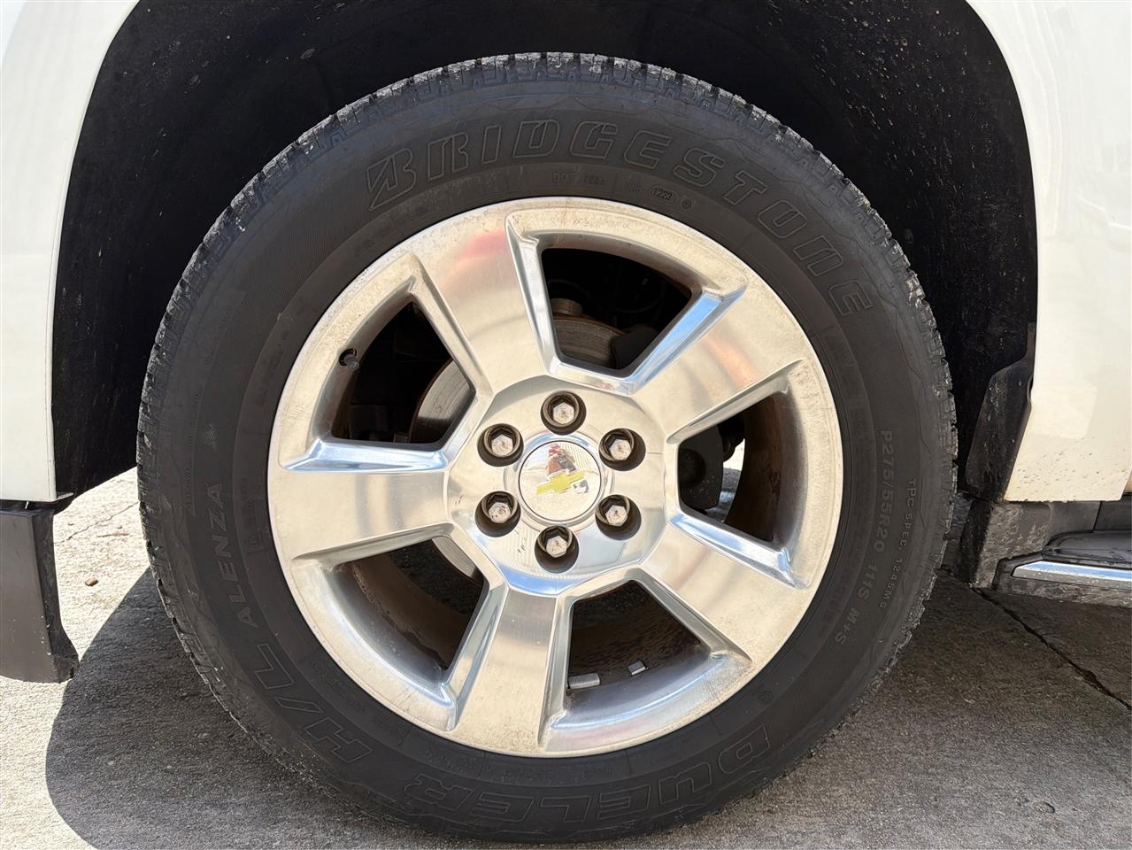 Chevrolet Suburban 2WD 4dr LTZ 2015