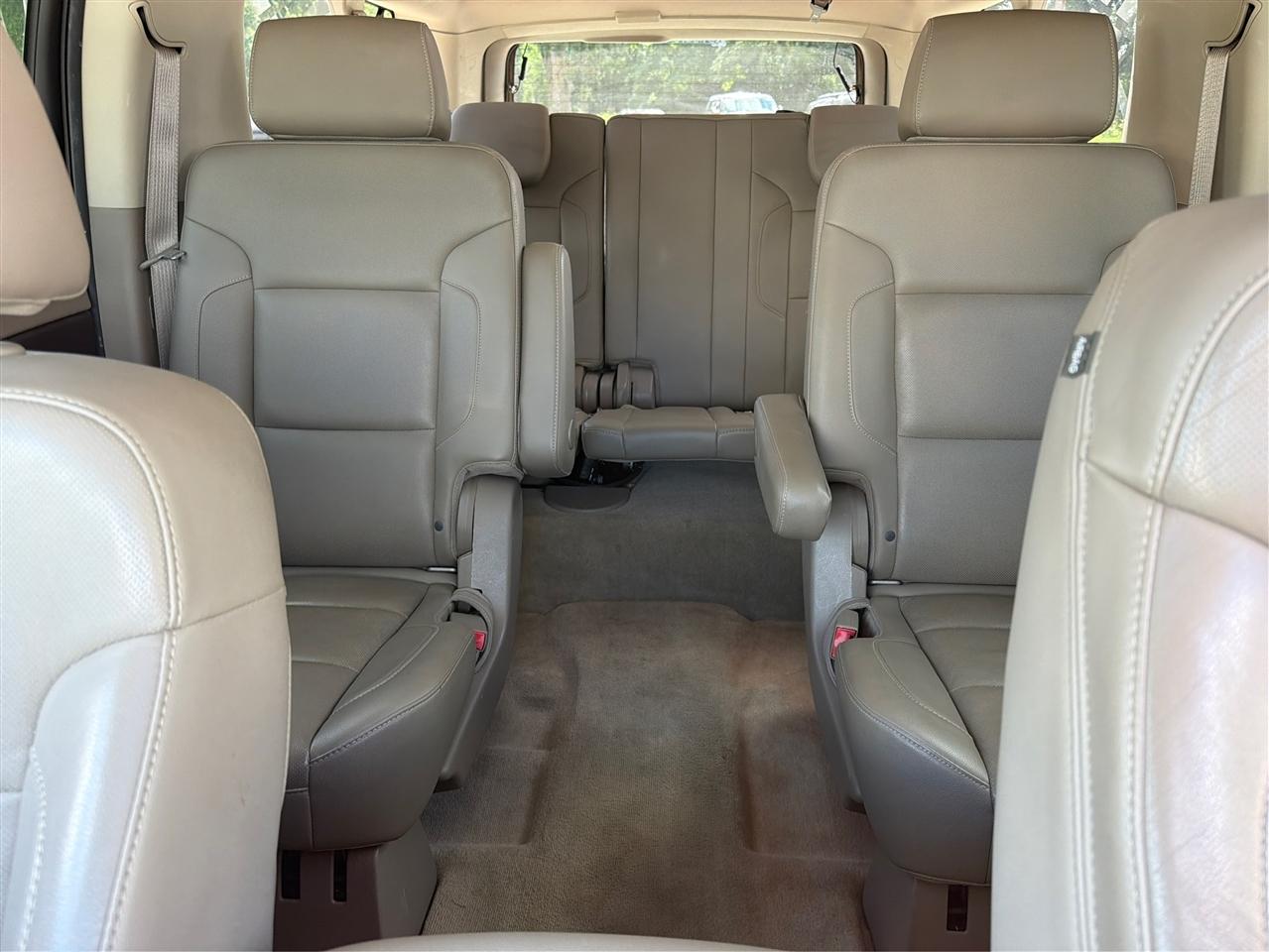 Chevrolet Suburban 2WD 4dr LTZ 2015