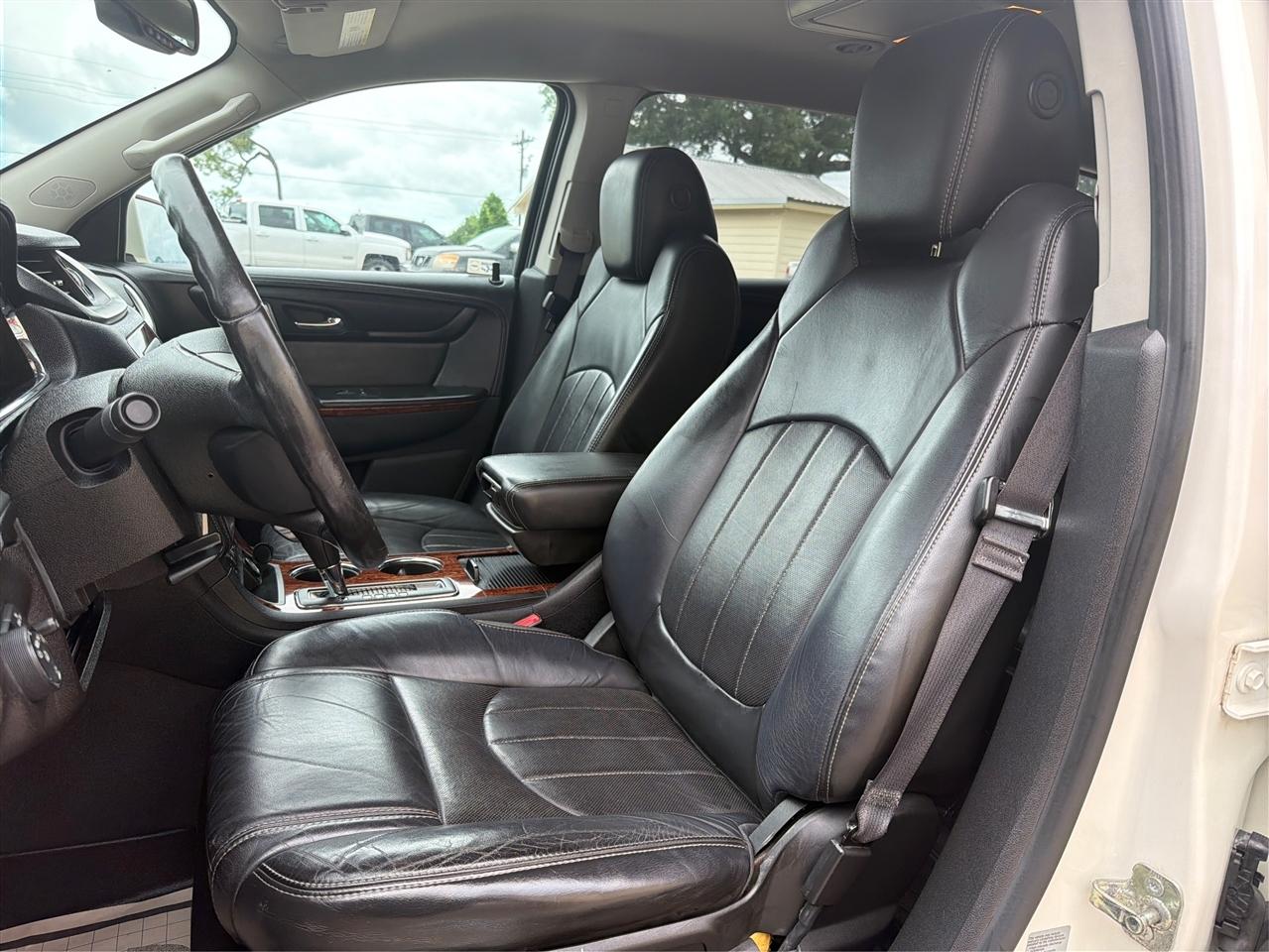 Chevrolet Traverse FWD 4dr LTZ 2013