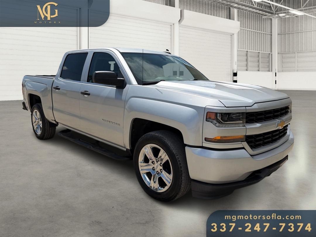 2018 Chevrolet Silverado 1500 2WD Crew Cab 143.5" Custom