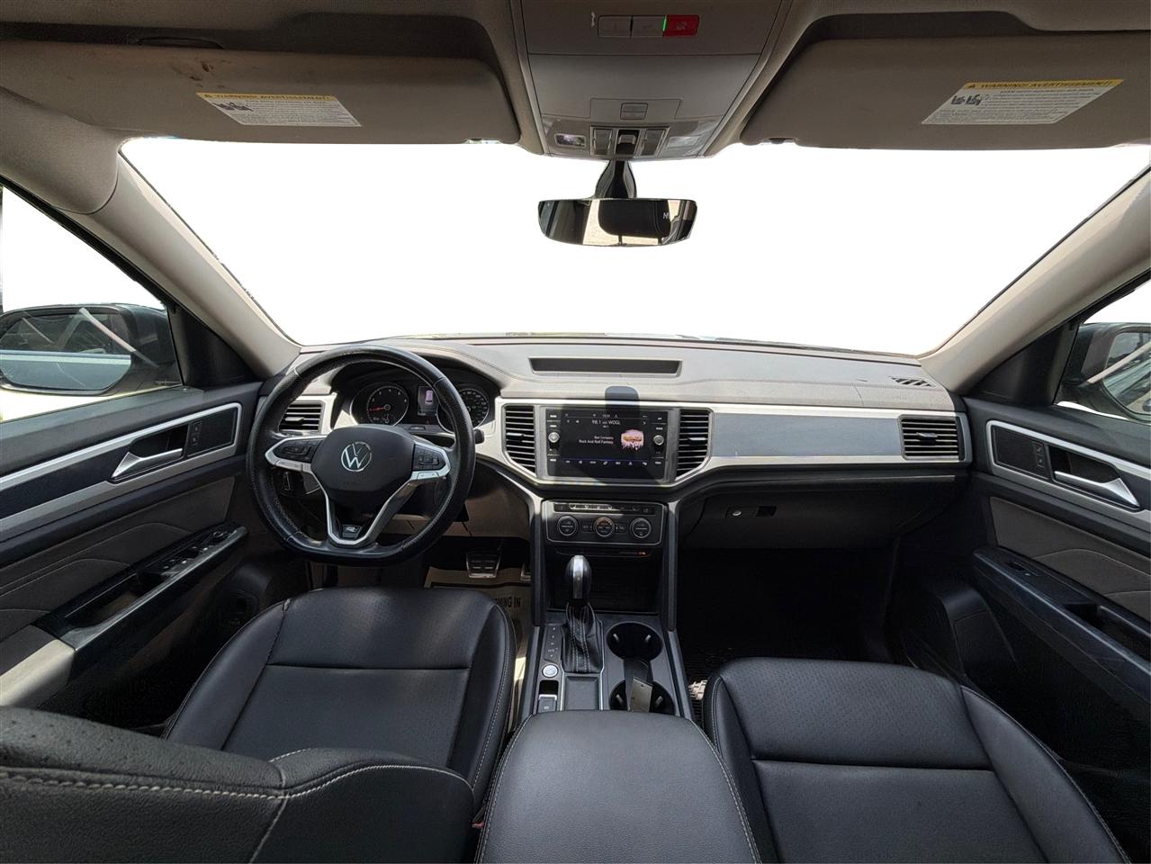 Volkswagen Atlas 3.6L V6 SE w/Technology R-Line FWD 2021